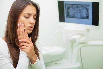 ból-jako-jeden-z-objawow-dla-endodoncji-atj-stomatologia ból-jako-jeden-z-objawow-dla-endodoncji-atj-stomatologia